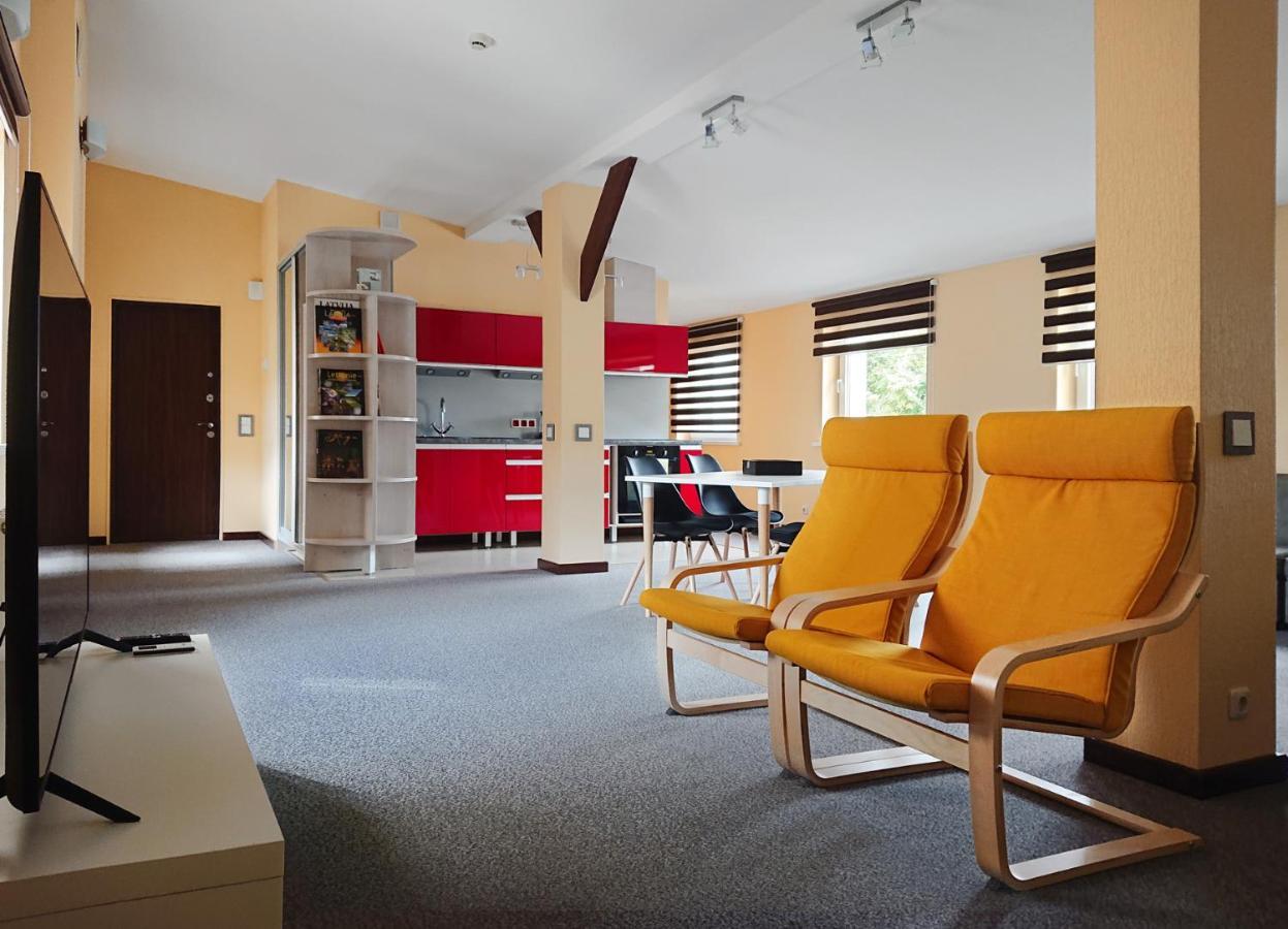 Riga City Center Quiet Apartment With Free Private Parking Exterior foto